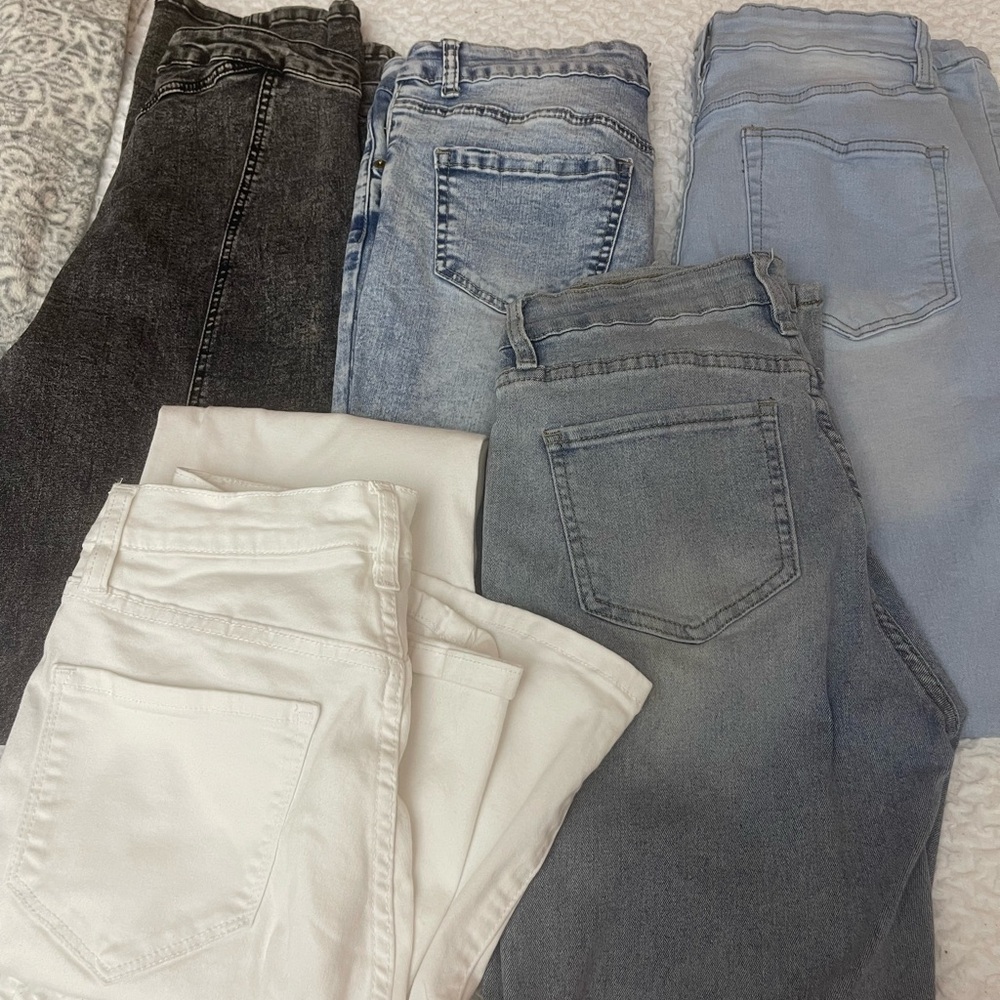 Fashion Nova Women's Skinny Jeans - Black, Light Blue, White